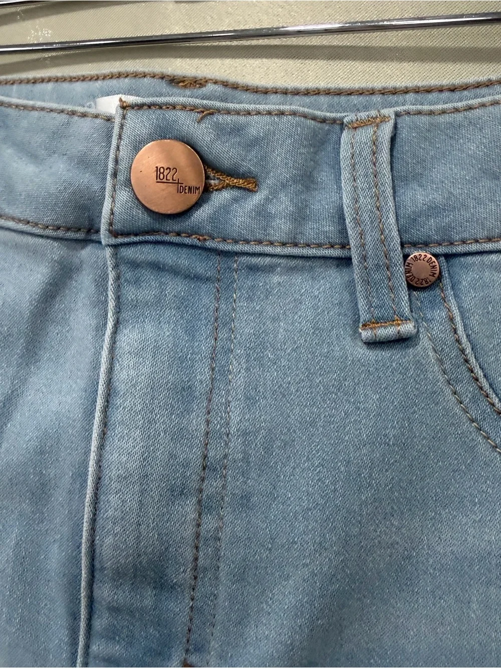 1822 Denim Blue Stretch Denim Skirt Front Slit 27” Comfortable Fit Size 6 - Picture 6 of 12